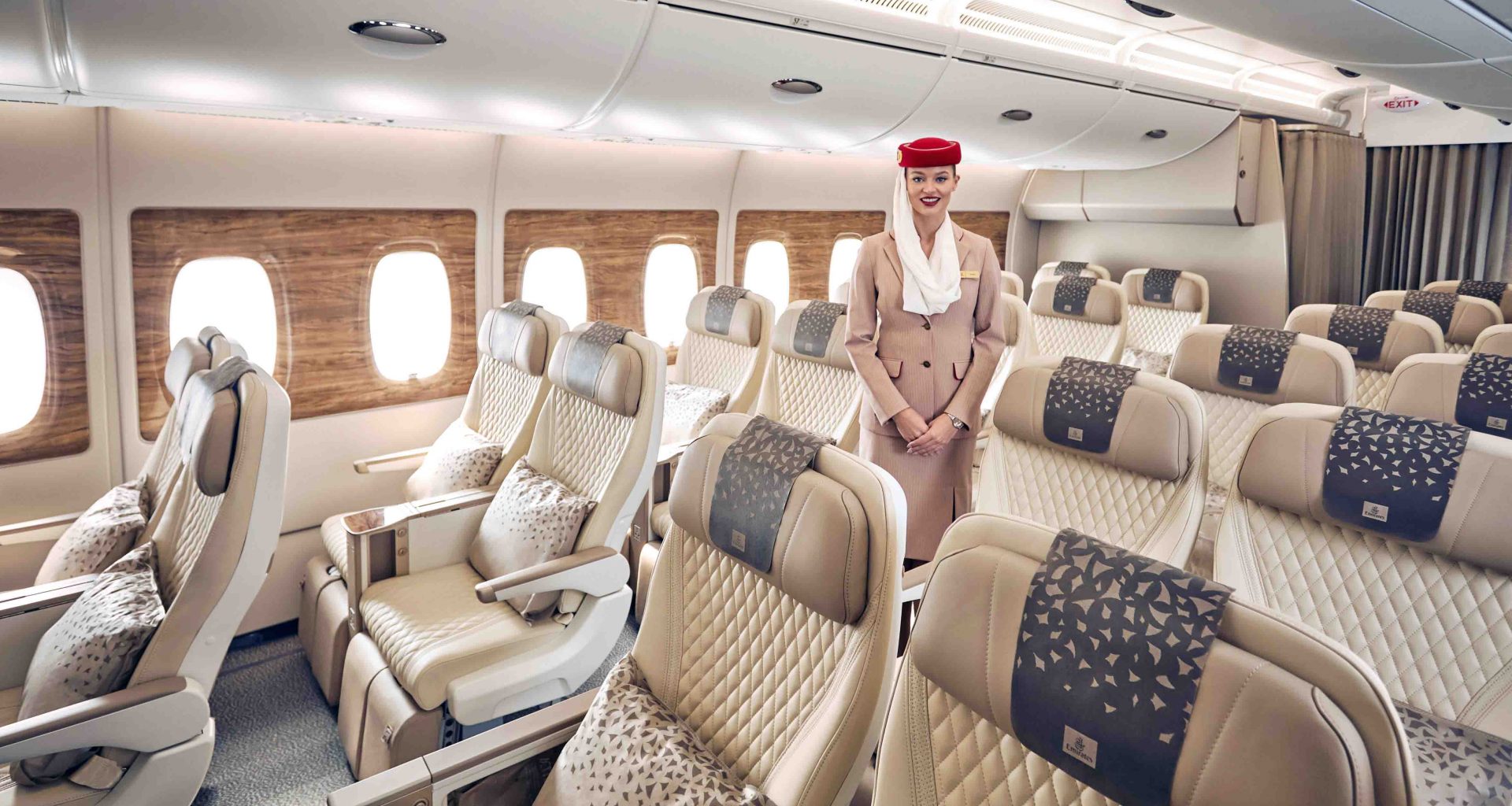Soaring in Luxury: How to Find the Ultimate Business Class Deals for Worldwide Travel - Alvinology