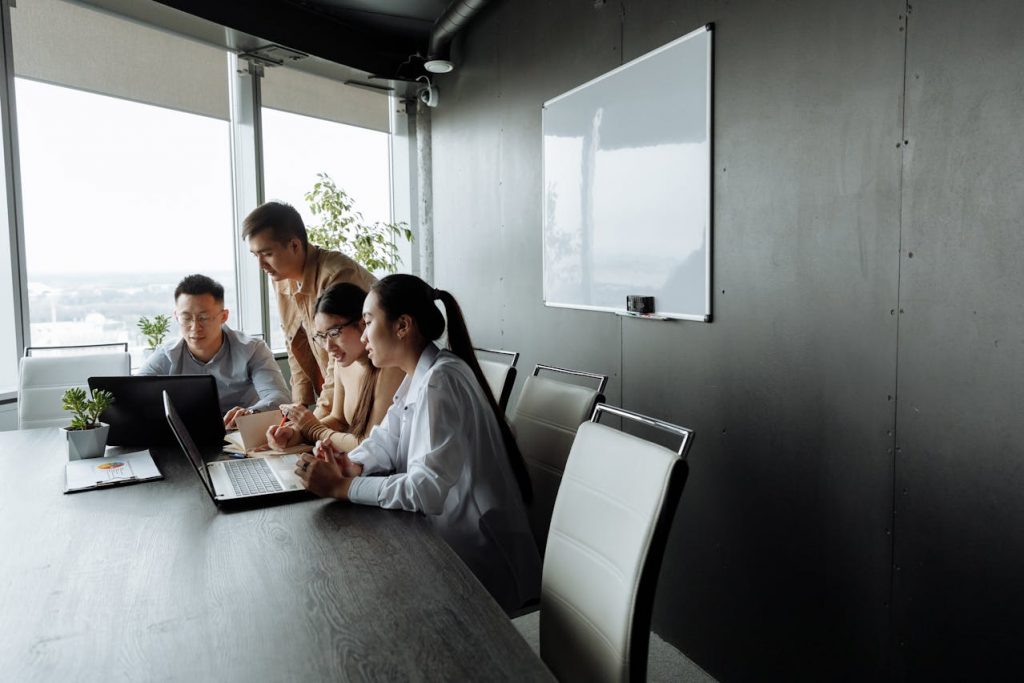 How to Build a Well-Organized and Productive Team - Alvinology