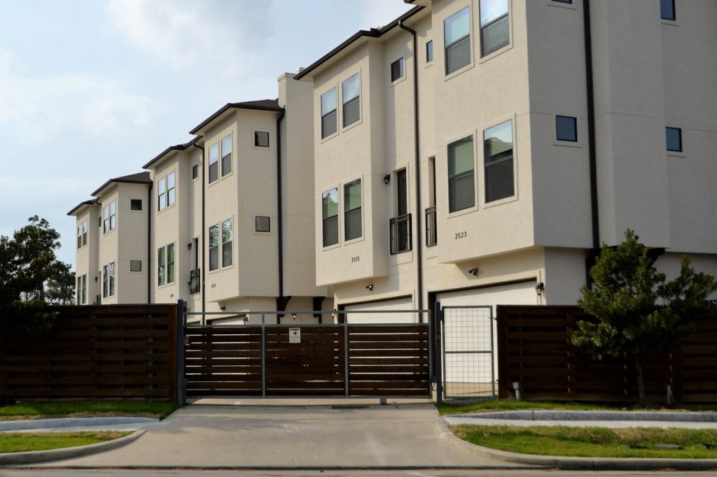 How Rental Demand Shapes Strategy In Real Estate Investment Decisions - Alvinology