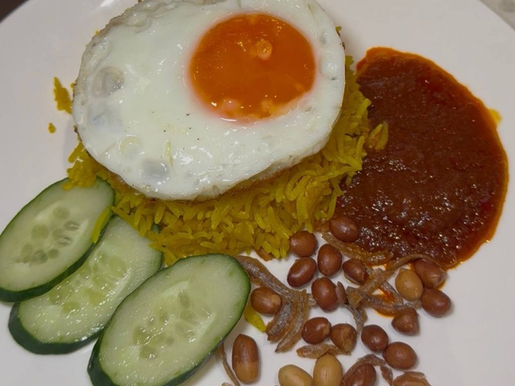 [Review] An Unlimited Taste of Local Flavours at Tanglin Cookhouse at just $29.90 - Alvinology