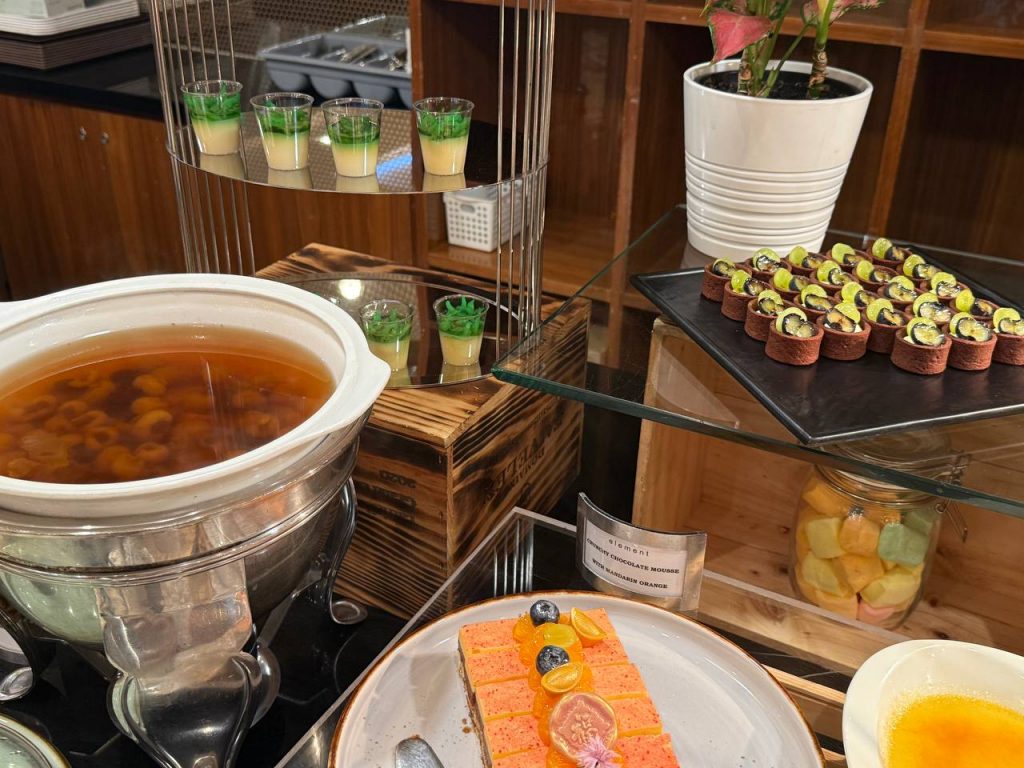 Celebrate Chinese New Year with a Feast of Fresh Seafood and Festive Favourites at Element Celebrate Chinese New Year with a Feast of Fresh Seafood and Festive Favourites at Element - Alvinology
