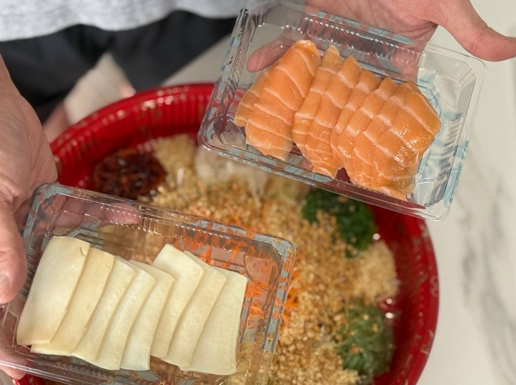[Review] No-Fuss Lo Hei at Home With Sushi Express’ Good Luck Yu Sheng Set Under $50 - Alvinology