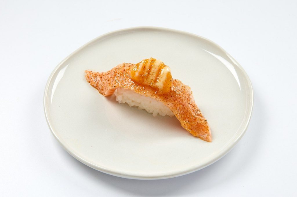 [Review] No-Fuss Lo Hei at Home With Sushi Express’ Good Luck Yu Sheng Set Under $50 - Alvinology
