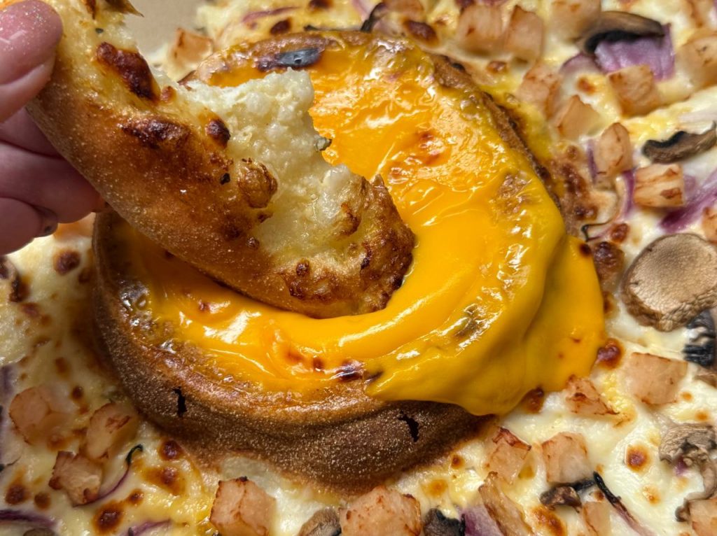 Meet Your New Favourite Way to Eat Pizza with Domino's Newest Cheese Volcano Pizzas - Alvinology