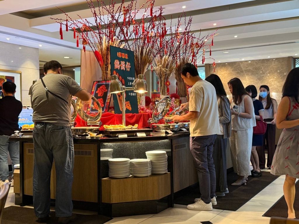 A Value-Packed Hong Kong Lunch Buffet at Café Mosaic - Alvinology