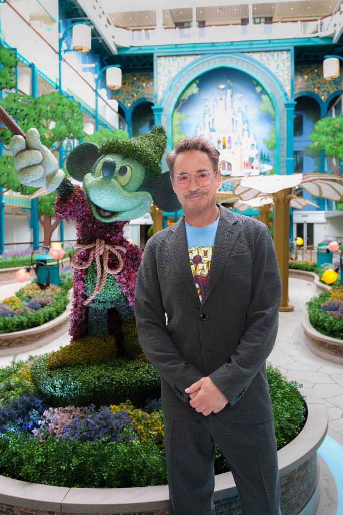 Robert Downey Jr. Named Godparent of Disney Adventure Ahead of Singapore Maiden Voyage Robert Downey Jr. Named Godparent of Disney Adventure Ahead of Singapore Maiden Voyage - Alvinology