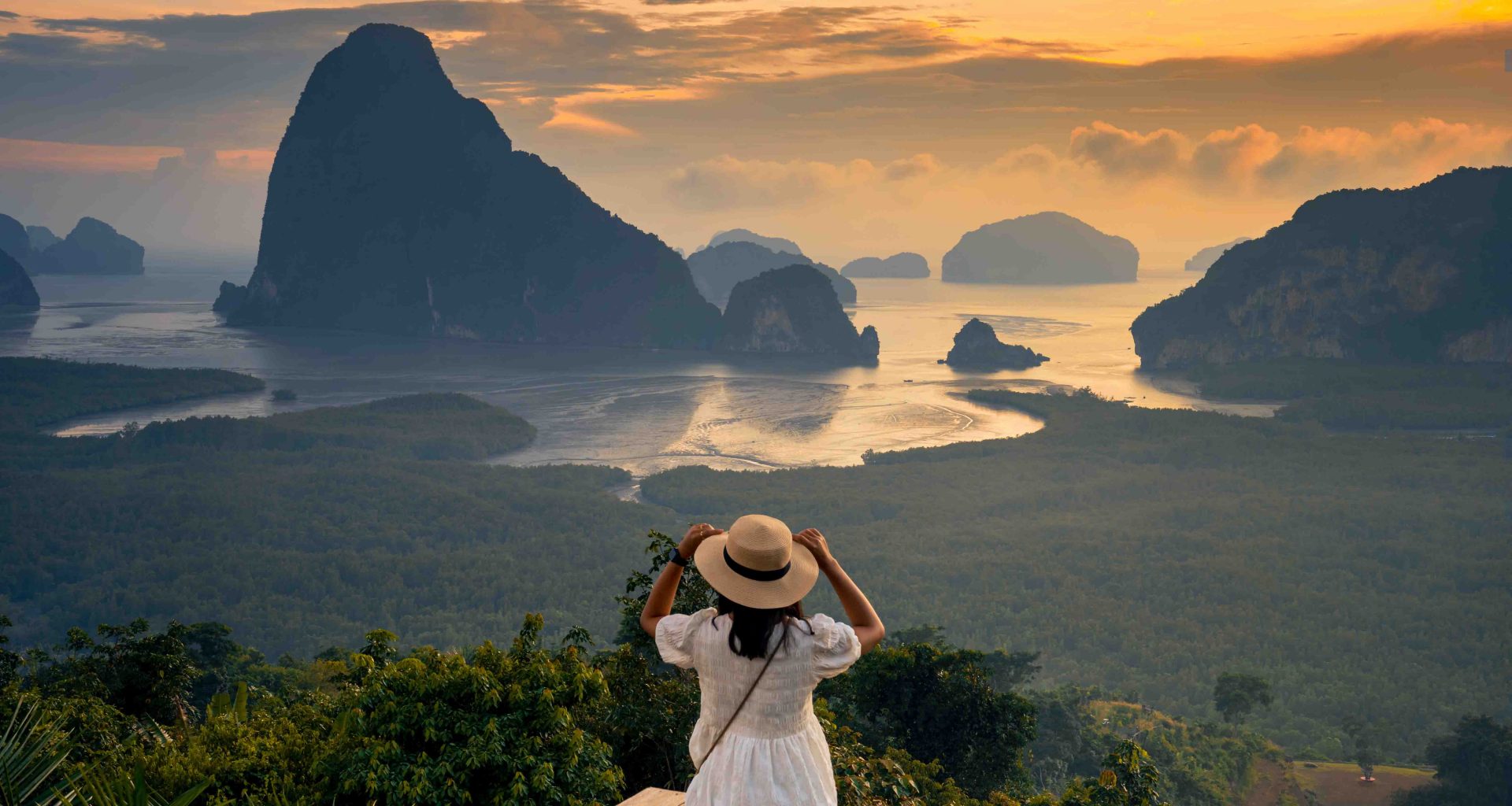 Traveller Review Awards 2026 Honour 1.81 Million Partners Worldwide - Alvinology