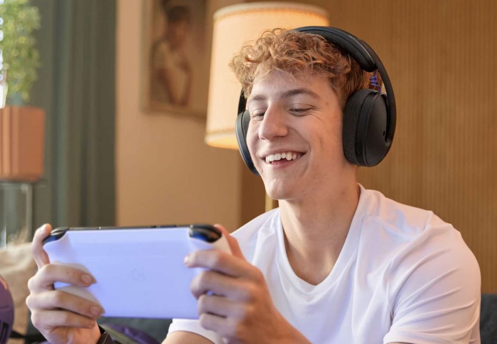 [Review] Logitech Lightspeed G325: One Headset for Work, Play and Everything in Between - Alvinology