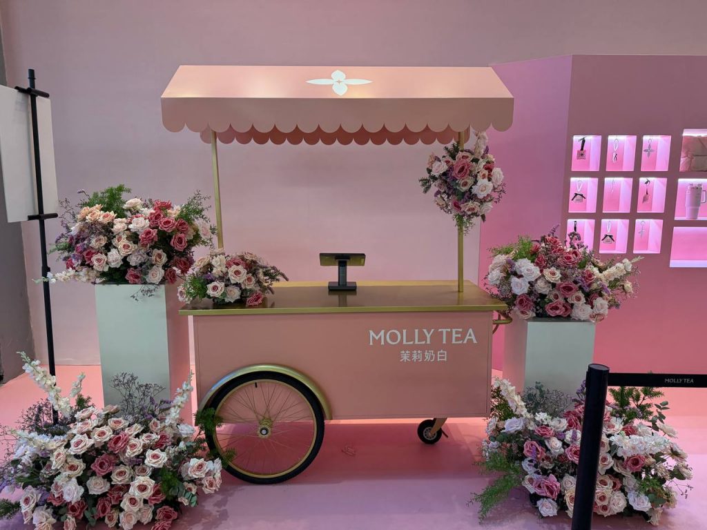 Molly Tea Lands in Singapore with Its Largest Southeast Asia Flagship - Alvinology