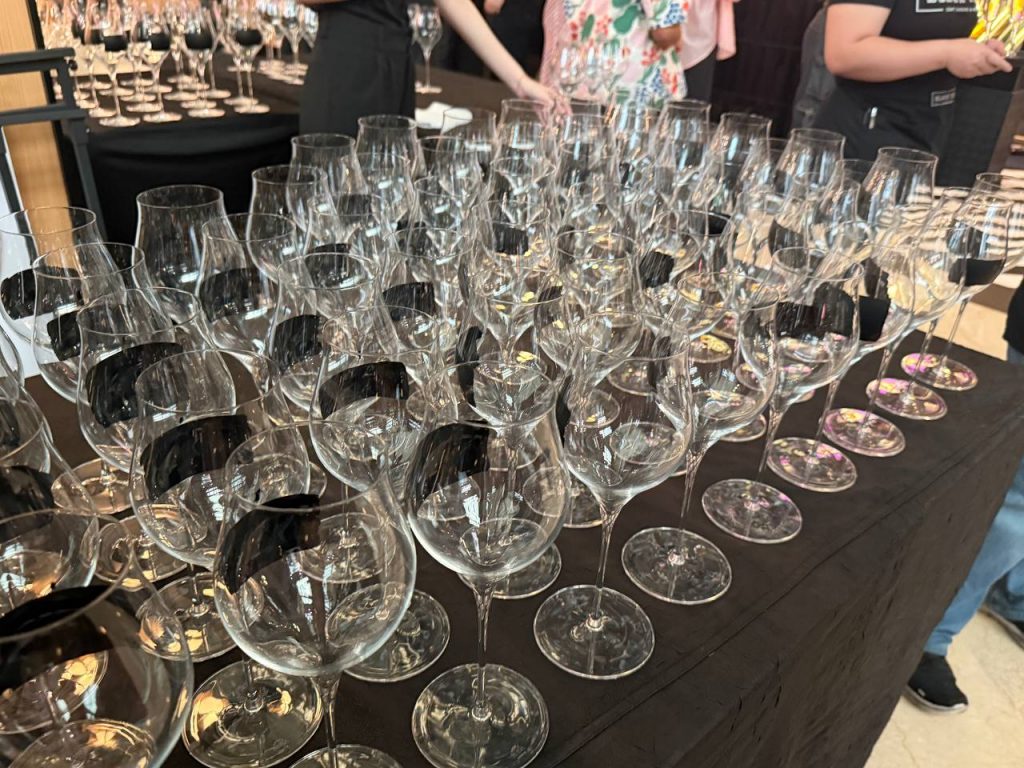 Black Tap Singapore Debuts World First CrazySundae and New Alfresco Space Black Tap Singapore Debuts World First CrazySundae and New Alfresco Space - Alvinology