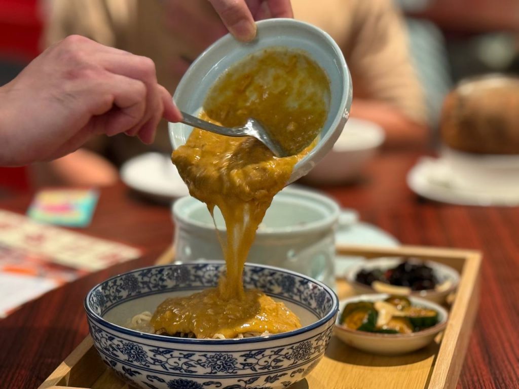 [Review] Treat Yourself and Your Pup at Lo Hey HK with Sizzling Claypots at 50% Off - Alvinology