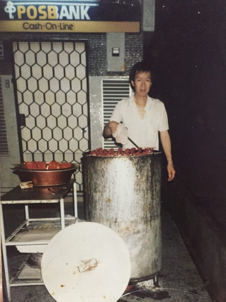 Tanjong Rhu Pau Second Generation Cebrates 30 Anniversary with New Kiosks and Promotions While Keeping Handcrafted Heritage Alive - Alvinology