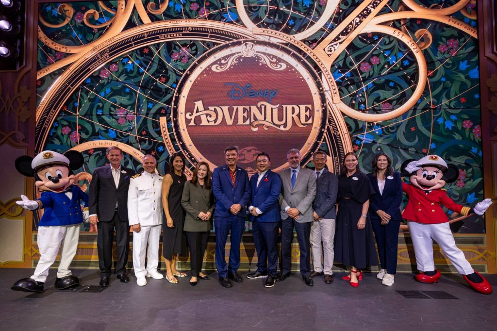 Disney Adventure Christened in Singapore with Star Studded Performance and Surprise Appearance by Robert Downey Jr. - Alvinology