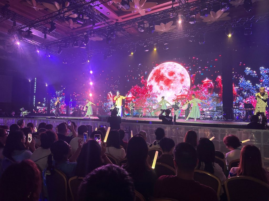 Richie Jen (任贤齐) Brings Nostalgia Filled Night to Singapore, Proves Singalong Classics and Earnestness Never Go Out of Style - Alvinology