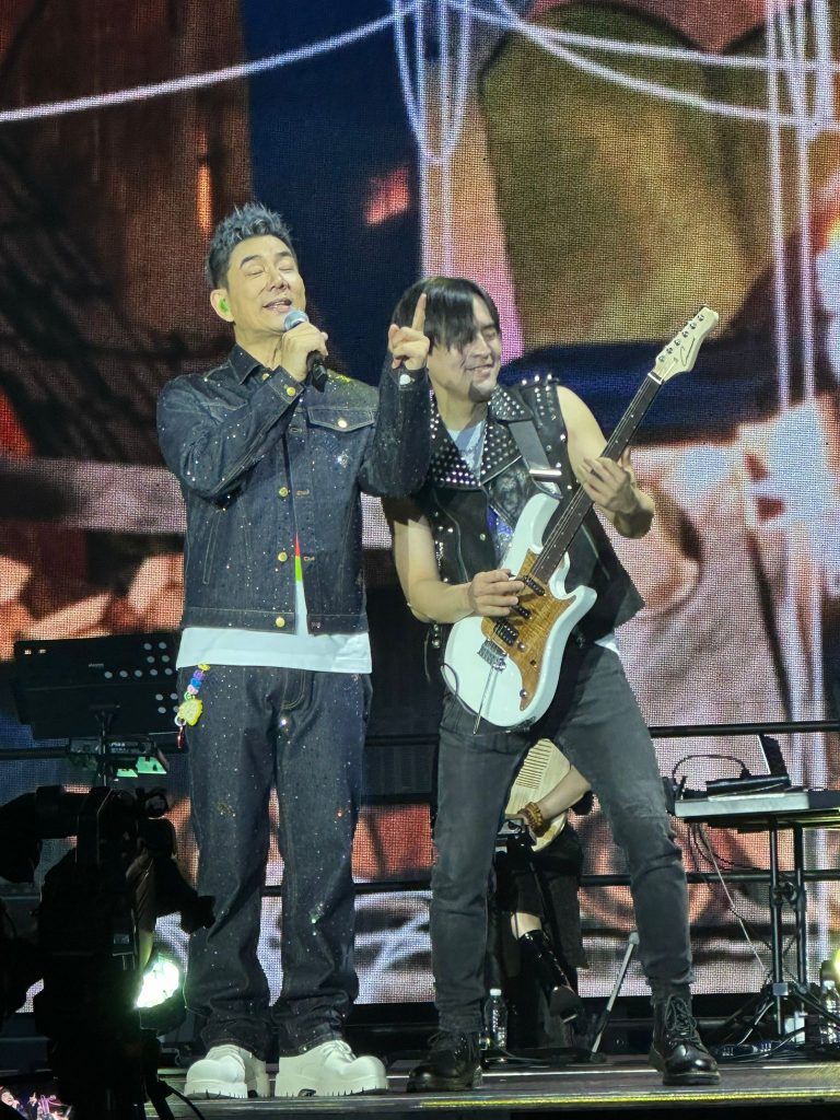 Richie Jen (任贤齐) Brings Nostalgia Filled Night to Singapore, Proves Singalong Classics and Earnestness Never Go Out of Style - Alvinology