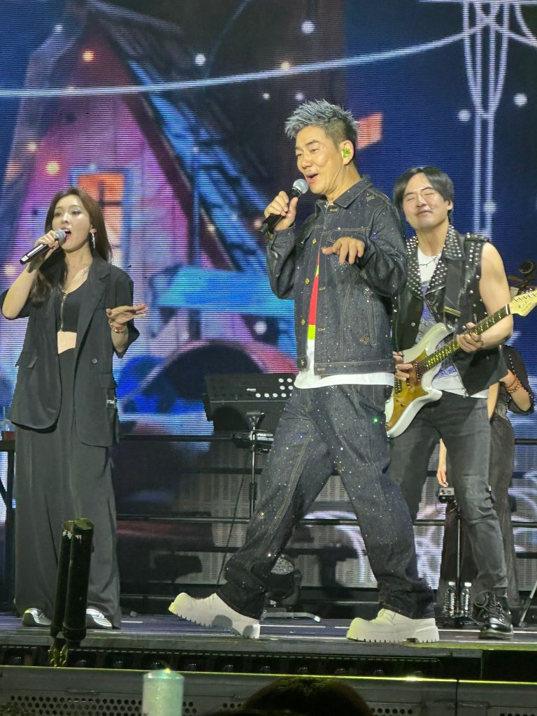 Richie Jen (任贤齐) Brings Nostalgia Filled Night to Singapore, Proves Singalong Classics and Earnestness Never Go Out of Style - Alvinology
