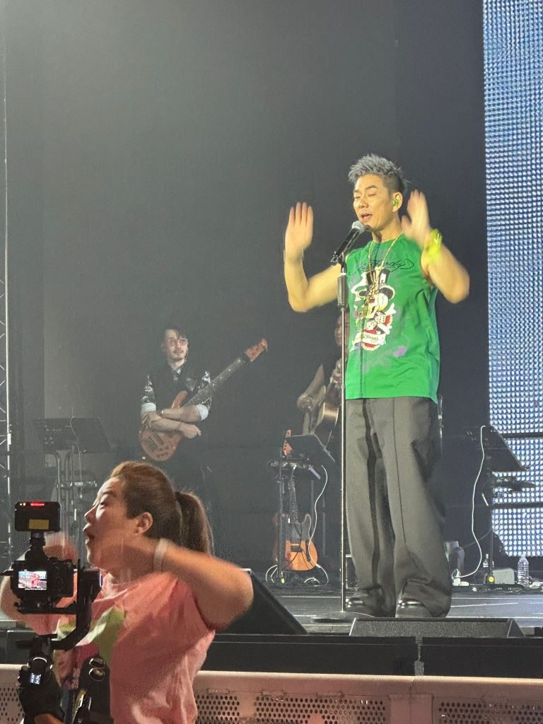 Richie Jen (任贤齐) Brings Nostalgia Filled Night to Singapore, Proves Singalong Classics and Earnestness Never Go Out of Style - Alvinology