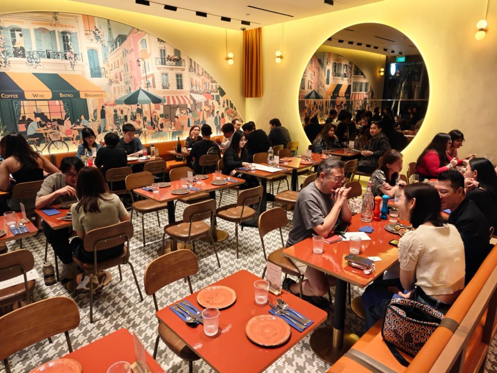 [Review] Escargots, Steak Au Poivre And All Under $25 at Les Canons, ilLido Group’s Affordable French Bistro in the CBD - Alvinology