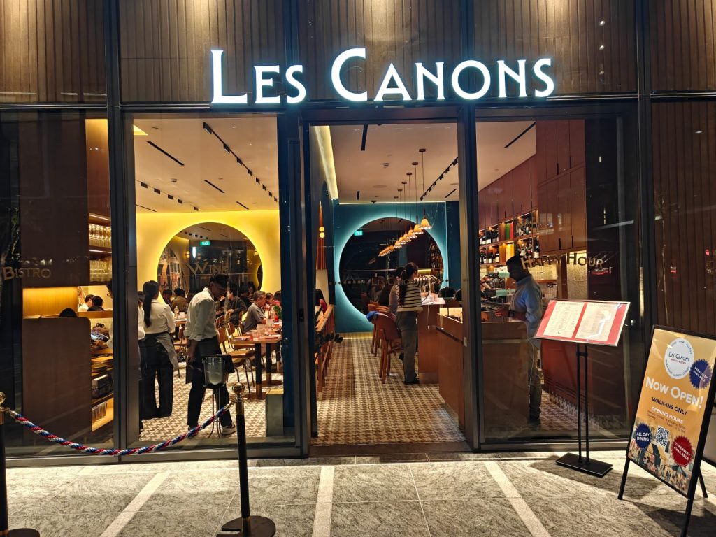 [Review] Escargots, Steak Au Poivre And All Under $25 at Les Canons, ilLido Group’s Affordable French Bistro in the CBD - Alvinology