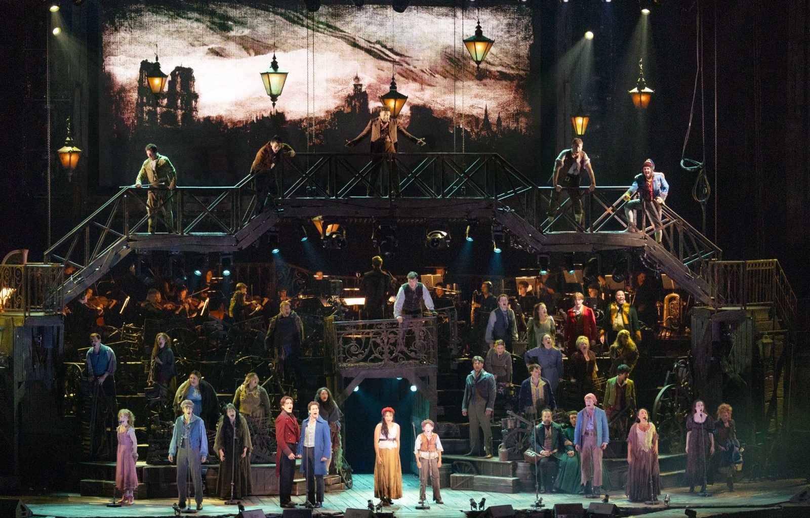 [Review] Singapore's Nathania Ong and Theatre Legend Lea Salonga Shine in Les Misérables Arena Tour - Alvinology
