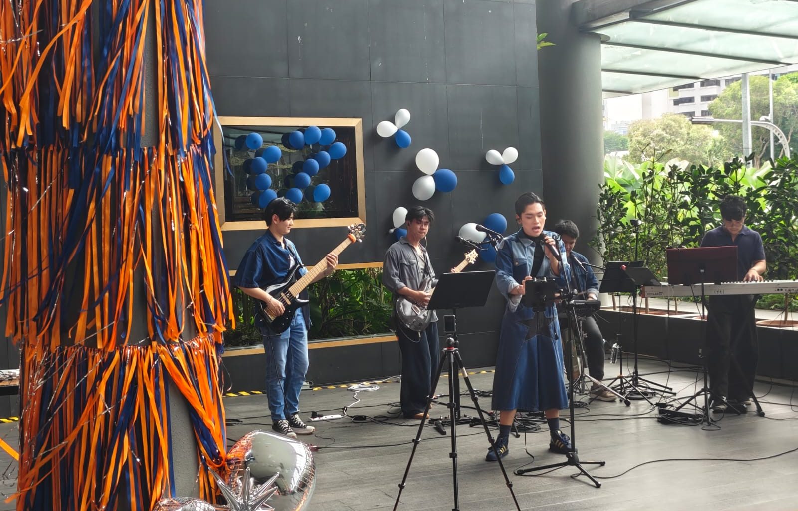 [Promo Alert] Holiday Inn Express Clarke Quay Celebrates 12 Years with a Retro-themed Sober Party and Mega Stay Deals - Alvinology