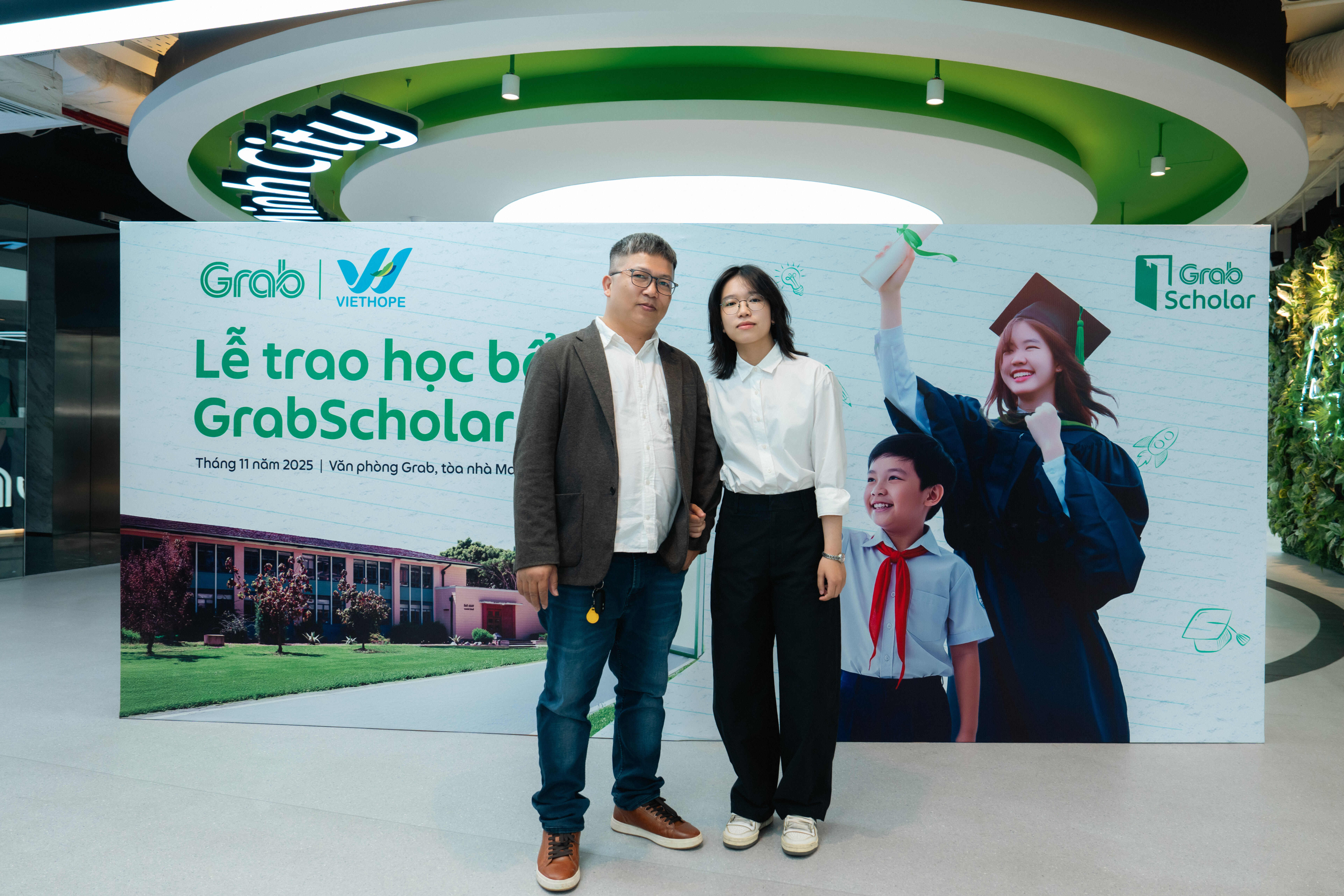 GrabForGood Fund Increases Commitment to US$3.2 Million for 2026 to Education and Community Resilience Programmes across Southeast Asia Đặng Phương Ngân, one of Vietnam’s first GrabScholar recipients in 2025
