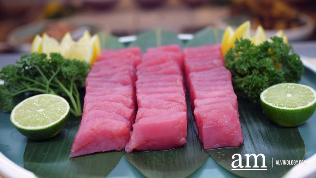 [Promo Alert] Why Kampung Fiesta 1-For-1 Dinner Buffet at Holiday Inn Orchard Singapore City Centre Is The Ultimate Catch For Seafood Lovers this Festive Season - Alvinology