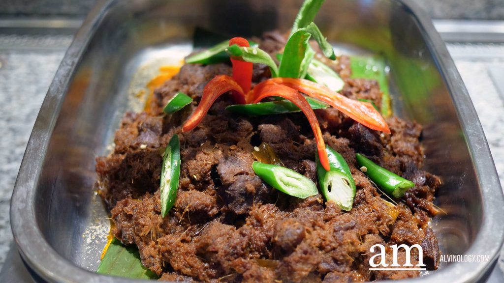 [Promo Alert] Why Kampung Fiesta 1-For-1 Dinner Buffet at Holiday Inn Orchard Singapore City Centre Is The Ultimate Catch For Seafood Lovers this Festive Season - Alvinology