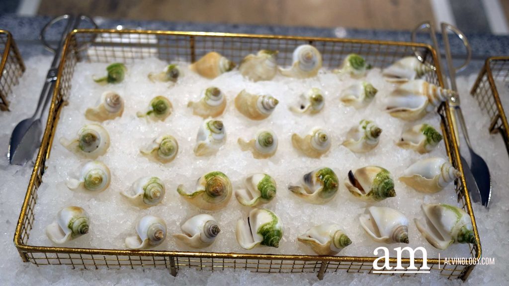 [Promo Alert] Why Kampung Fiesta 1-For-1 Dinner Buffet at Holiday Inn Orchard Singapore City Centre Is The Ultimate Catch For Seafood Lovers this Festive Season - Alvinology