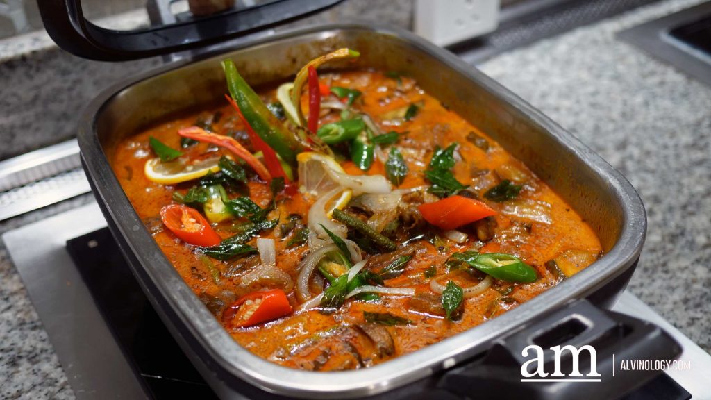 [Promo Alert] Why Kampung Fiesta 1-For-1 Dinner Buffet at Holiday Inn Orchard Singapore City Centre Is The Ultimate Catch For Seafood Lovers this Festive Season - Alvinology