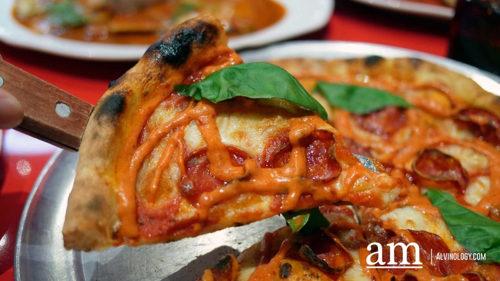 [Review] Medusa Osteria Romana Brings a Very Red and Very Loud Slice of 1960s Rome to Singapore - Alvinology