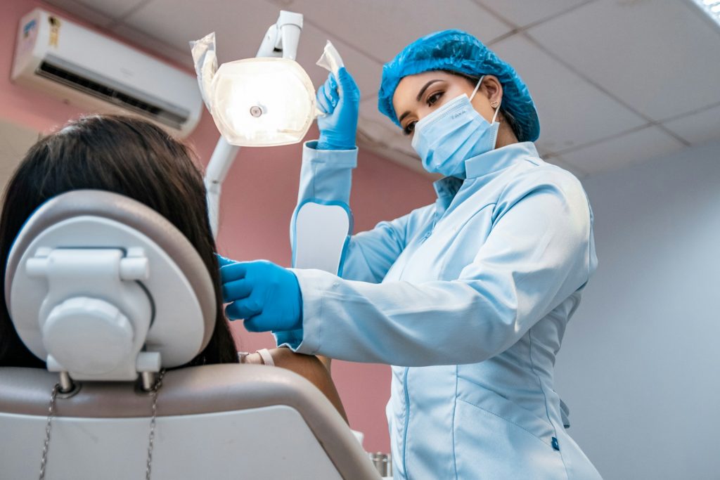 Lifestyle Habits That Influence Dental Health - Alvinology