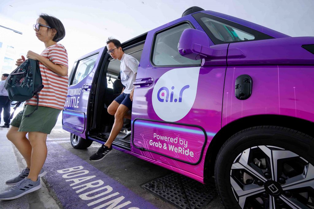 Grab and WeRide Launch Singapore’s First Autonomous Public Ride Service in Punggol - Alvinology