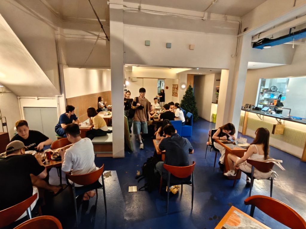 [Review] Average Service in Jalan Besar Turns One with a Refreshed Menu That Elevates Everyday Cafe Food - Alvinology