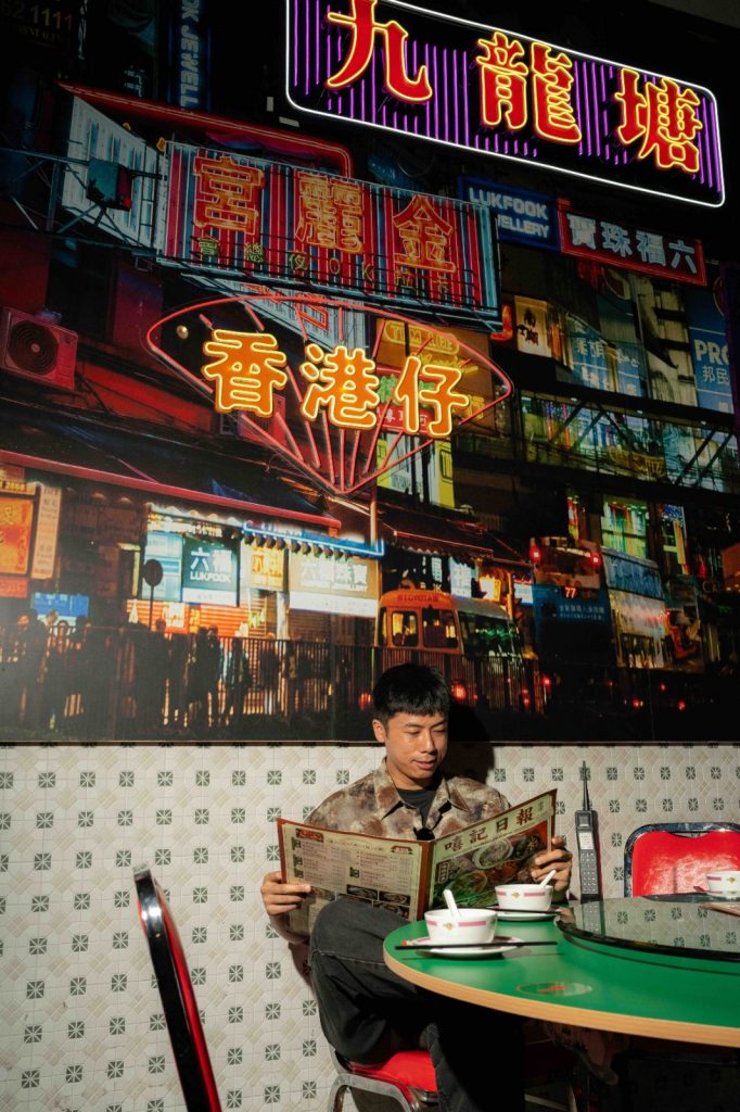 [PROMO Alert] Step Back In Time At Hey Kee HK Seafood And Score Free Wings With Their Dress Up Promo - Alvinology