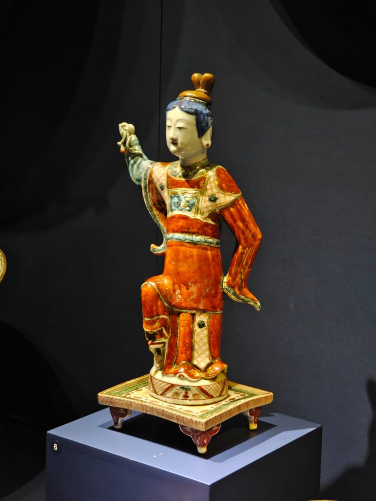 UNIQLO Singapore Launches First-Ever Museum Pop-Up at Asian Civilisations Museum, Celebrating Art for All UNIQLO Singapore Launches First-Ever Museum Pop-Up at Asian Civilisations Museum, Celebrating Art for All - Alvinology
