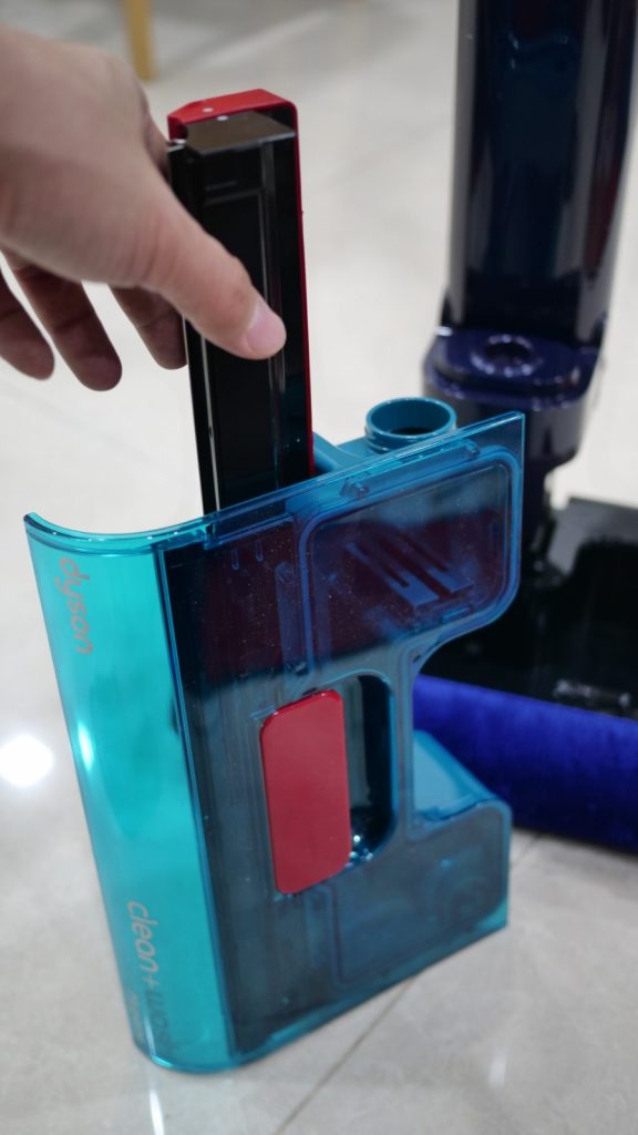 Dyson Clean+Wash Hygiene Review: A Lightweight Wet Floor Cleaner Focused on Hygiene To Replace Traditional Mop - Alvinology