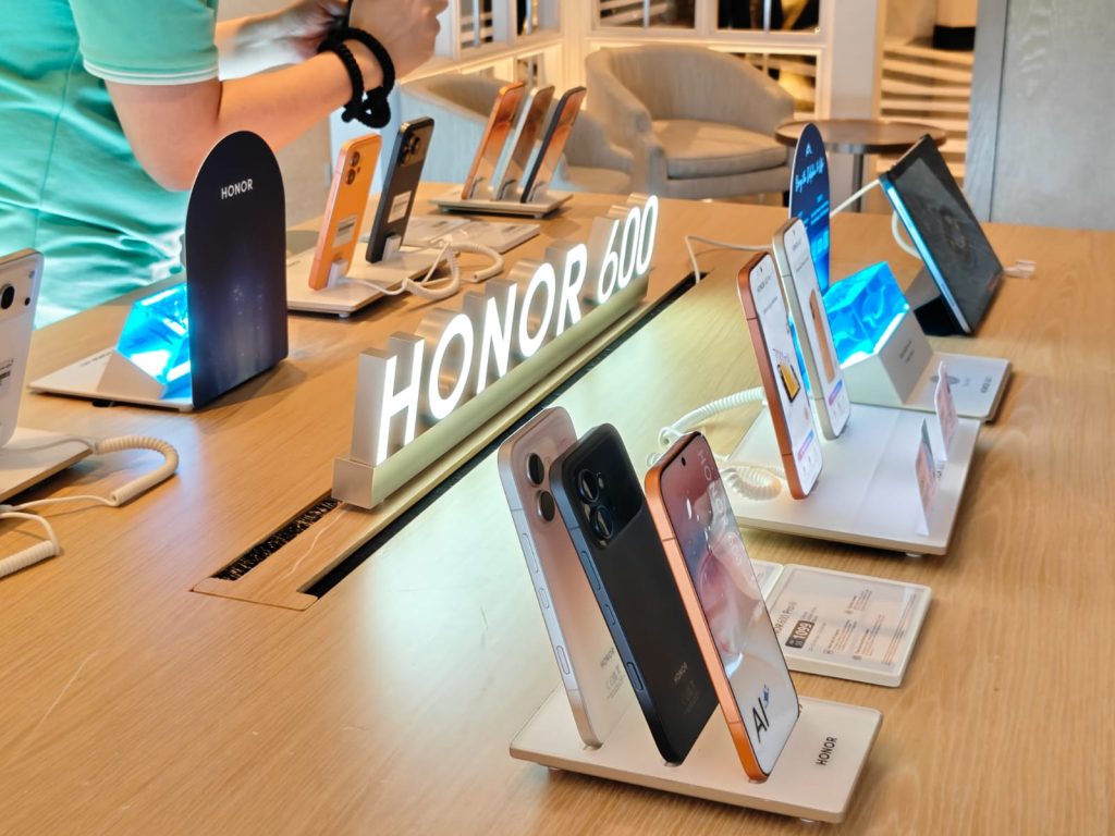 HONOR 600 Series Debuts with Powerful AI Cameras and Giant Battery Starting at Just S$799 - Alvinology