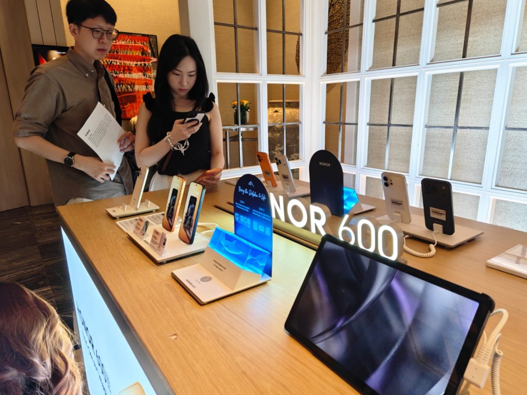 HONOR 600 Series Debuts with Powerful AI Cameras and Giant Battery Starting at Just S$799 - Alvinology
