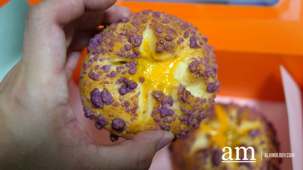 BreadTalk Launches Lilac Themed Yam and Bluebery Bread and Pastries for Mother's Day - Alvinology