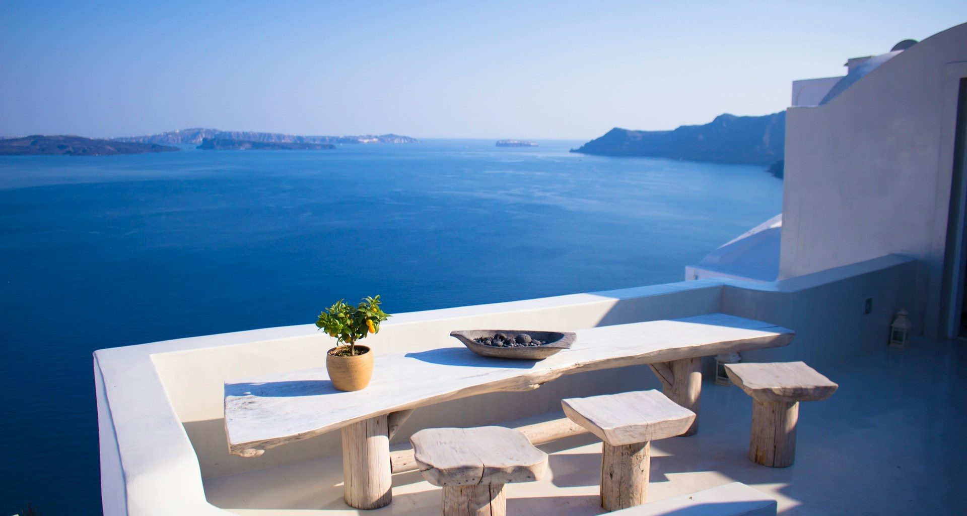 How to Plan the Perfect Island-Hopping Itinerary in Greece - Alvinology