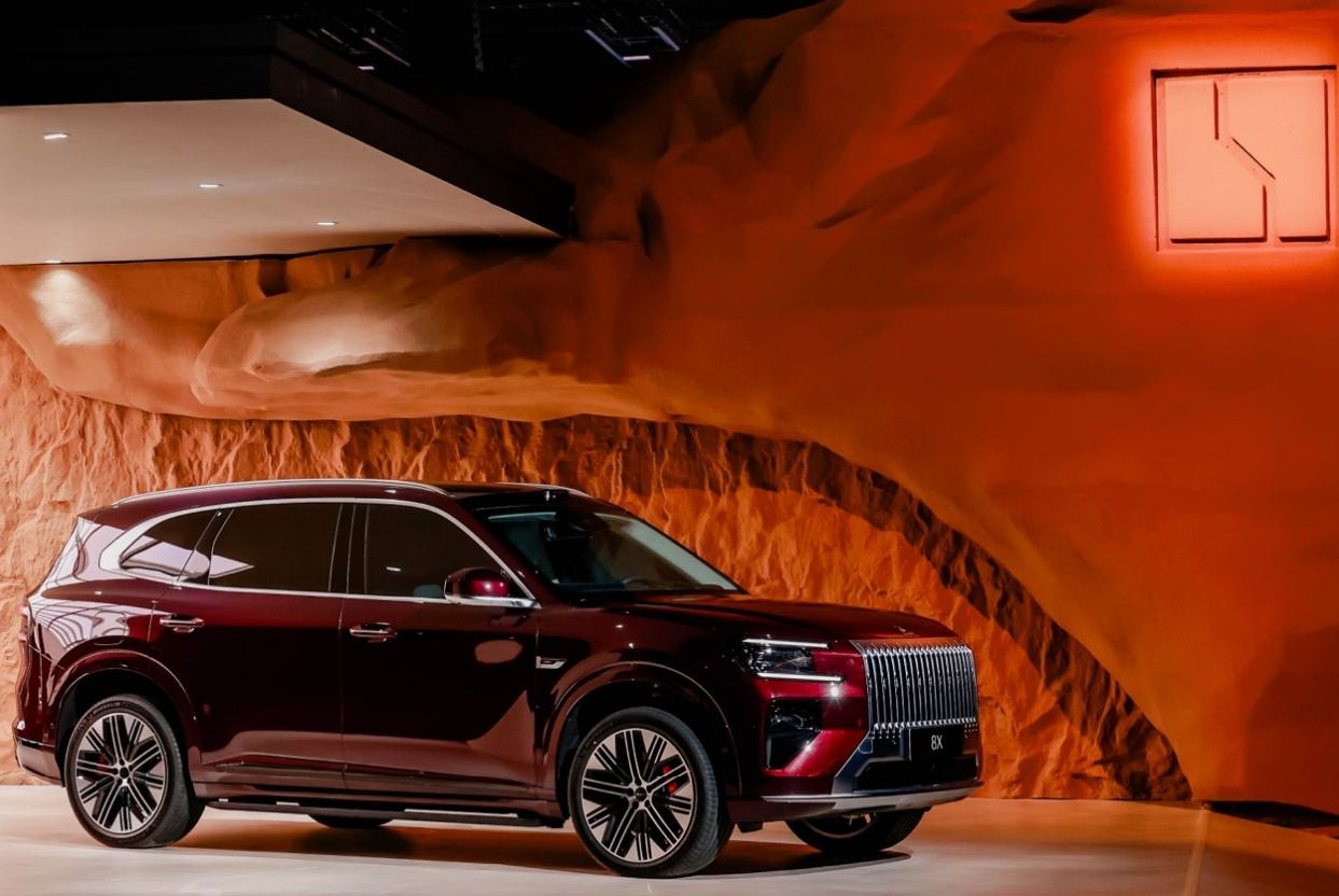 Zeekr Unveils 8X Flagship SUV with Hybrid Power, AI Intelligence and Supercar-Level Speed - Alvinology
