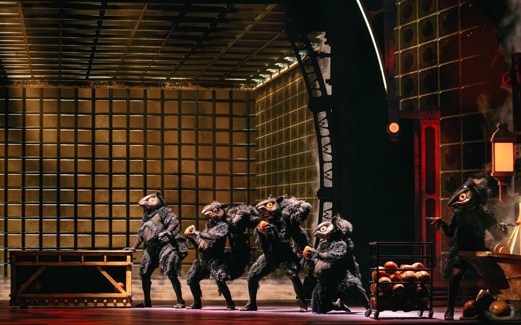 Charlie and the Chocolate Factory at Marina Bay Sands Is More Than Just a Musical Charlie and the Chocolate Factory at Marina Bay Sands Is More Than Just a Musical - Alvinology
