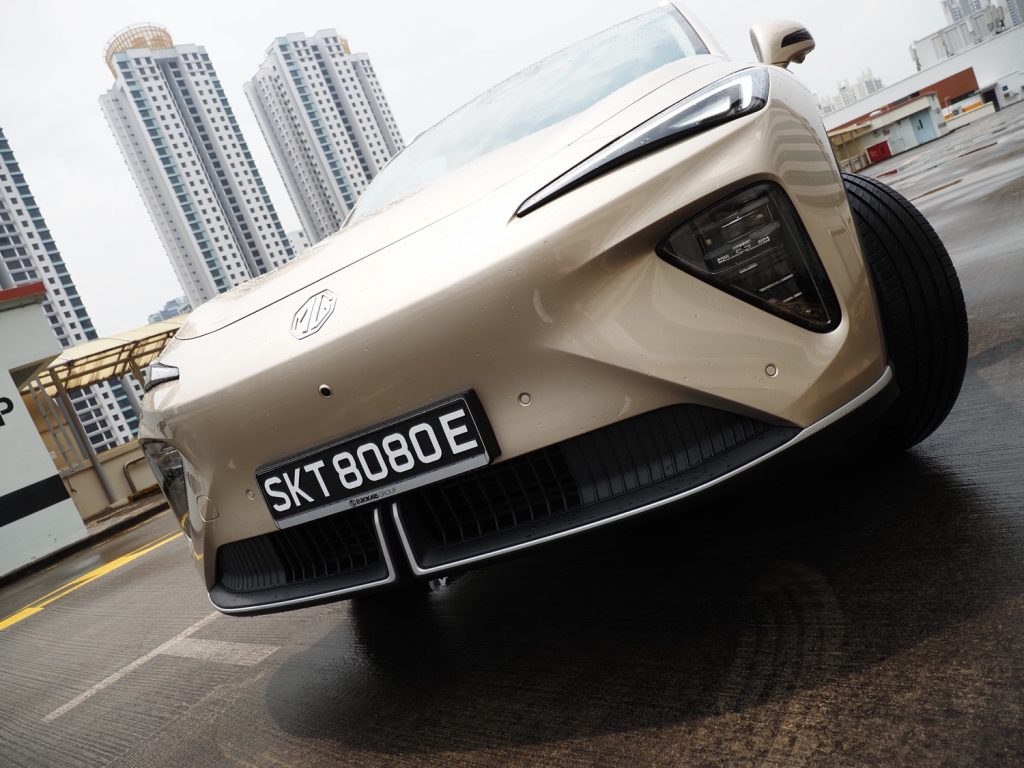 [Car Review] MGS6 EV: Big But Discrete - Alvinology