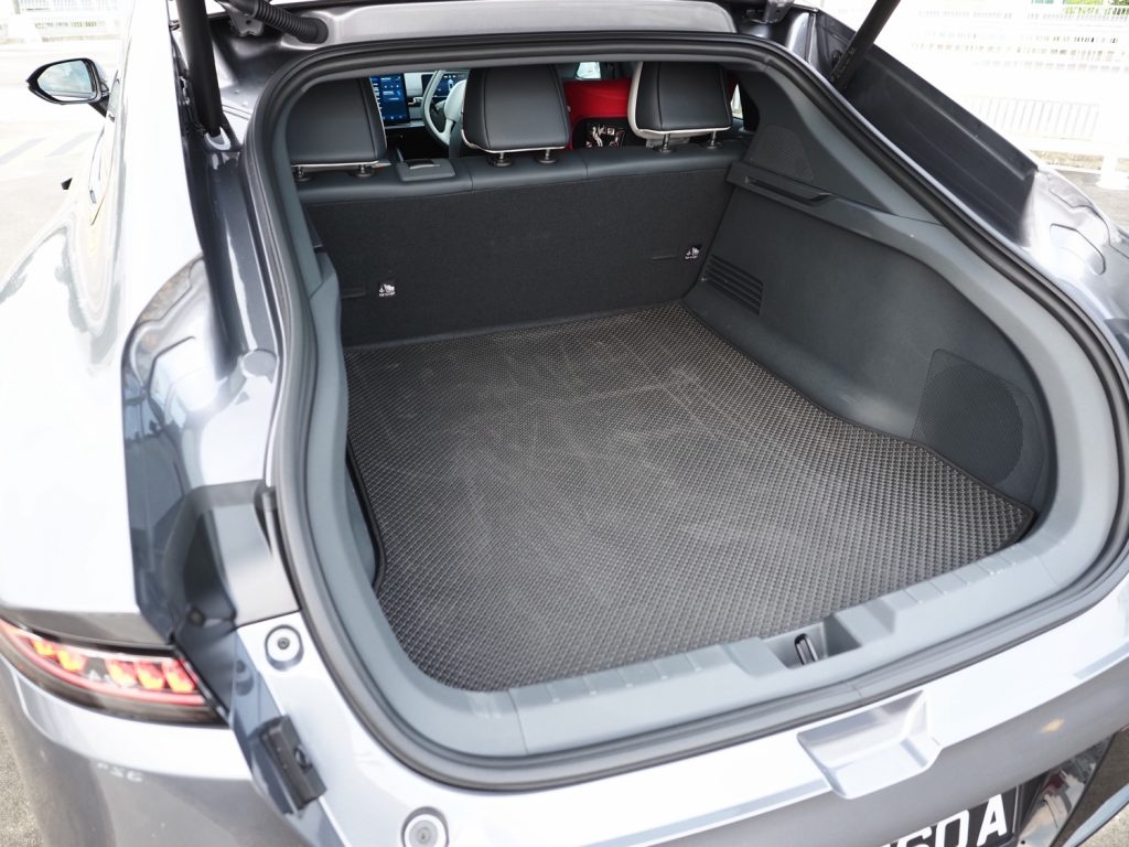 [Car Review] Dongfeng 007: No time to ICE - Alvinology