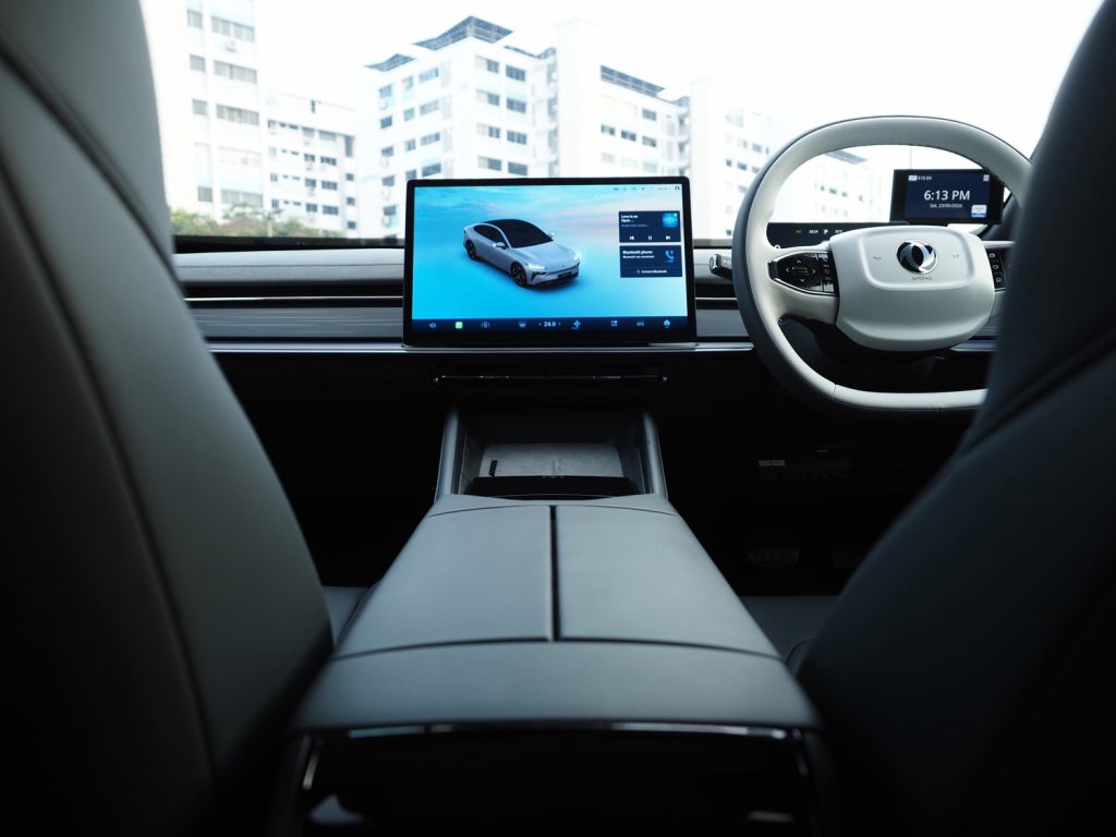 [Car Review] Dongfeng 007: No time to ICE - Alvinology