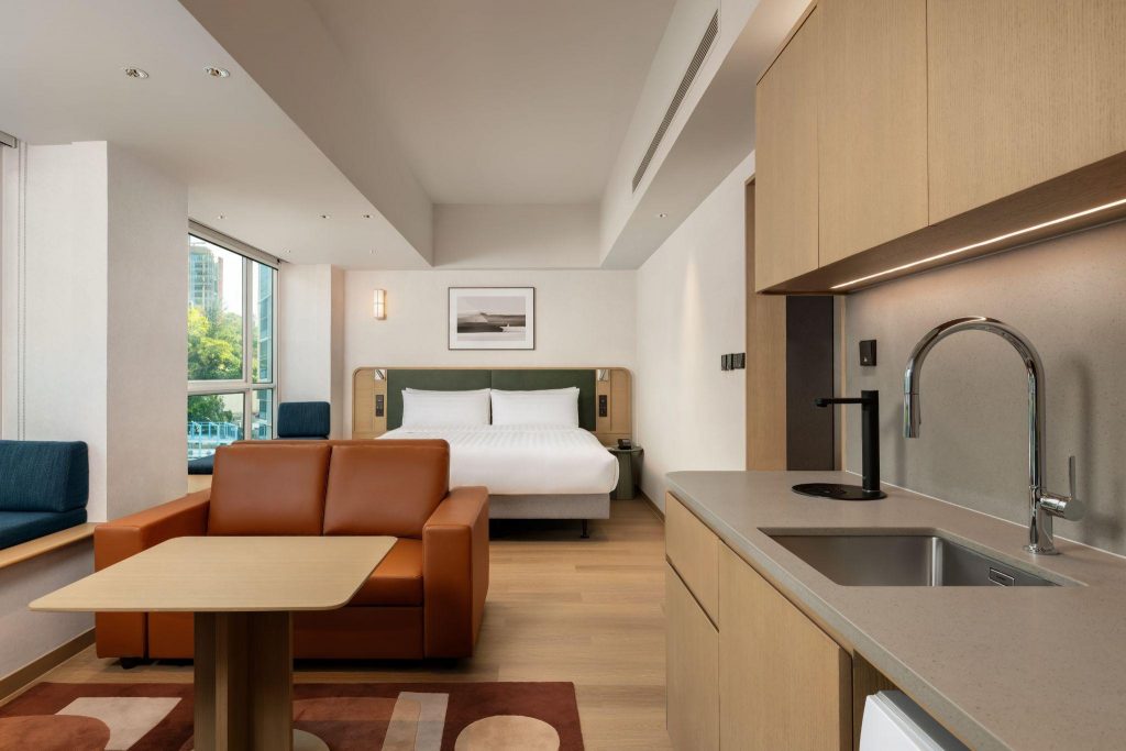 JEN Hong Kong by Shangri-La Unveils Refreshed Rooms, New Residences and Rooftop Wellness Spaces - Alvinology