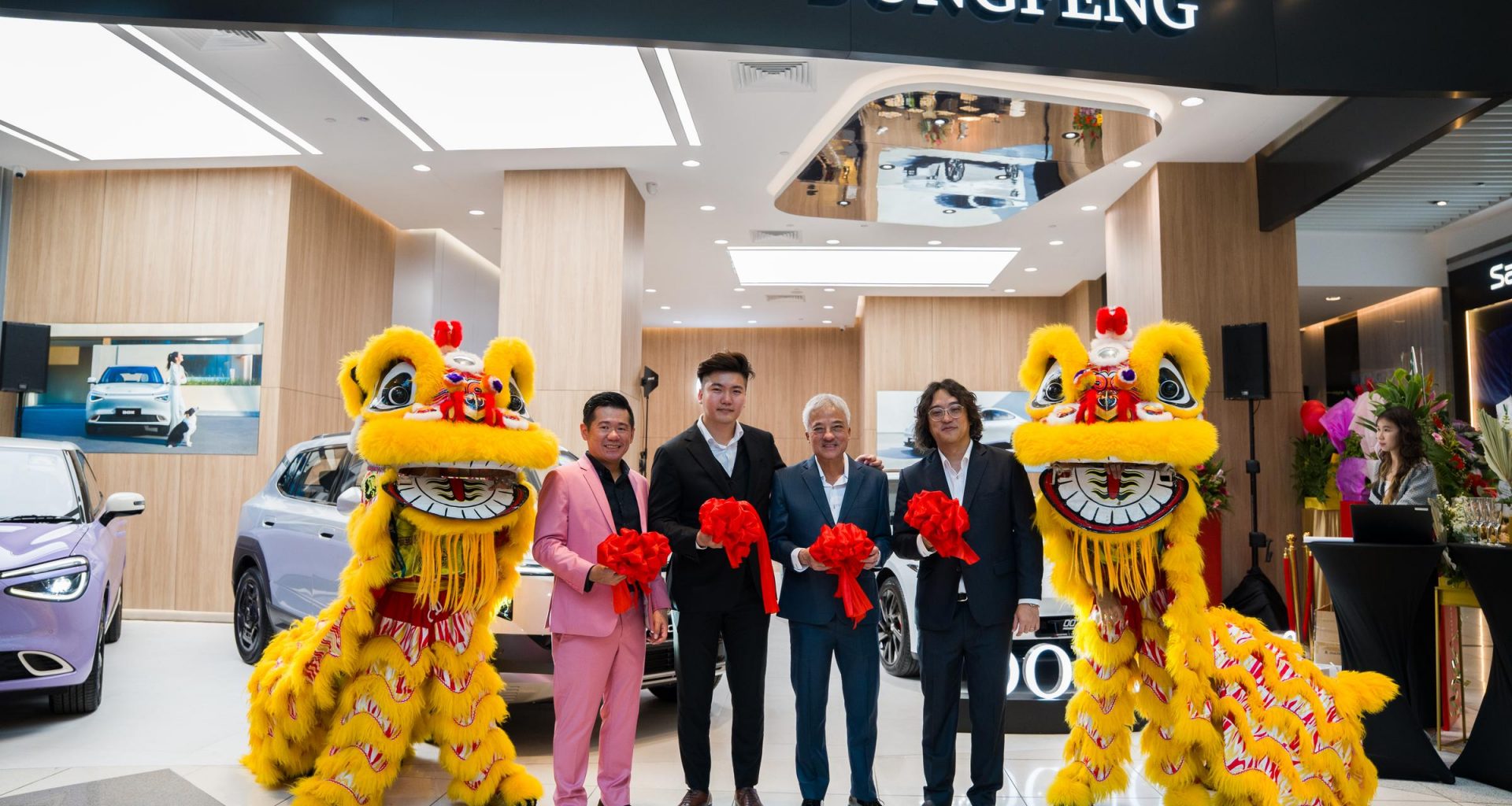Dongfeng Singapore Opens New Showroom at Suntec City - Alvinology