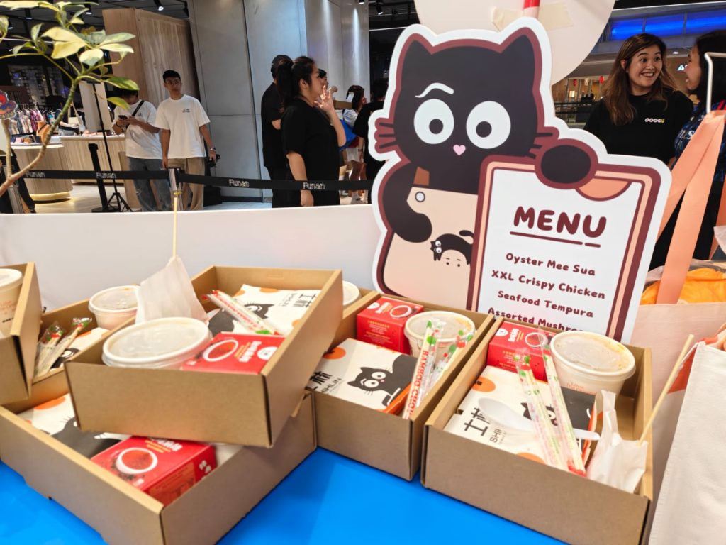 Shihlin Taiwan Street Food Celebrates 23 Years With The Everyday Club Collab, New Explosive Mala Seasoning And A Giant Chicken Bolster - Alvinology