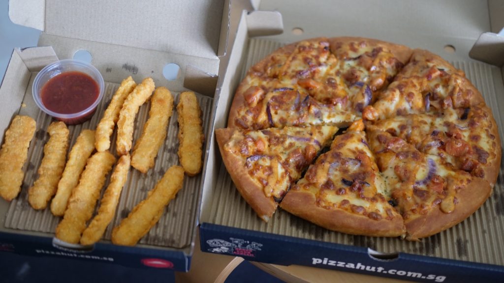 Pizza Hut Singapore Turns 45 With A Fresh New Look And A Very Singaporean Laksa Otah Pizza Pizza Hut Singapore Turns 45 With A Fresh New Look And A Very Singaporean Laksa Otah Pizza - Alvinology